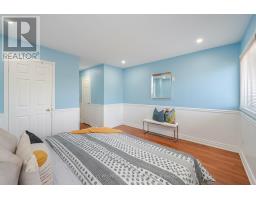 86 Rory Road, Toronto, ON M6L3G1 Photo 20