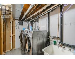 86 Rory Road, Toronto, ON M6L3G1 Photo 39