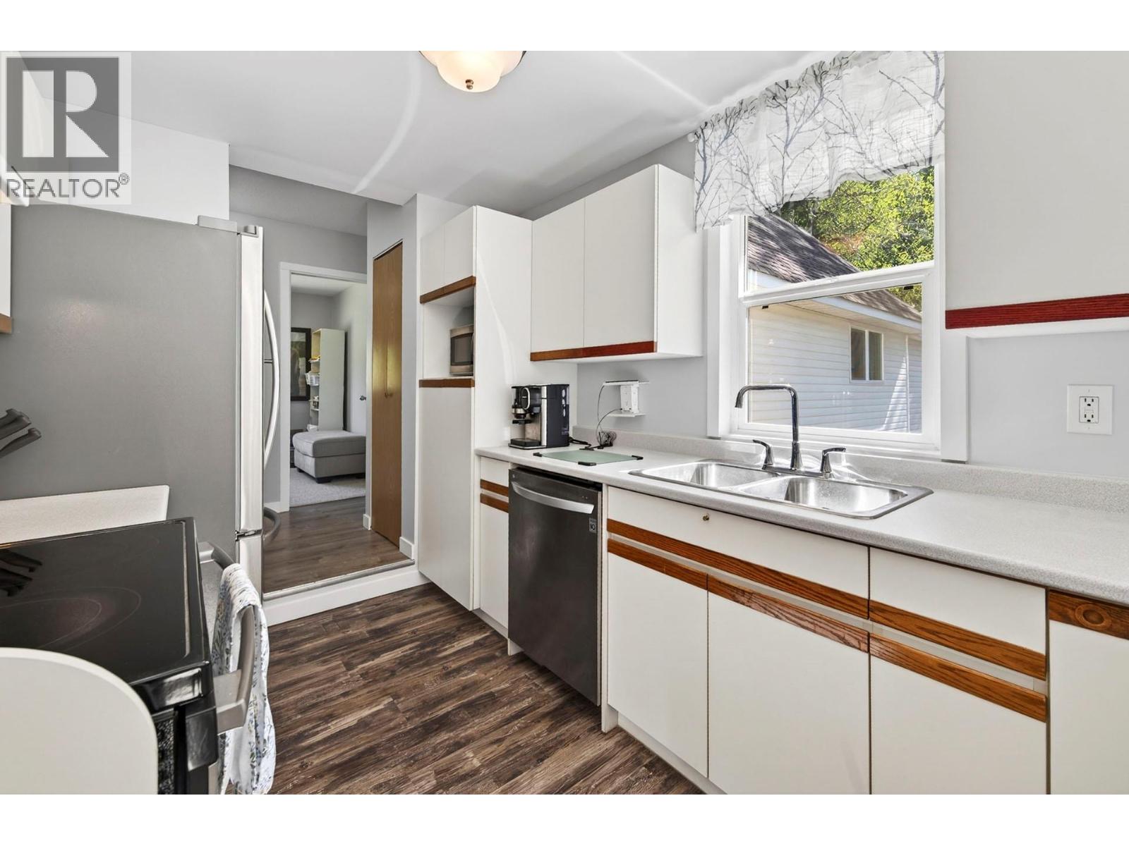 106E Old N Thompson Highway - 6