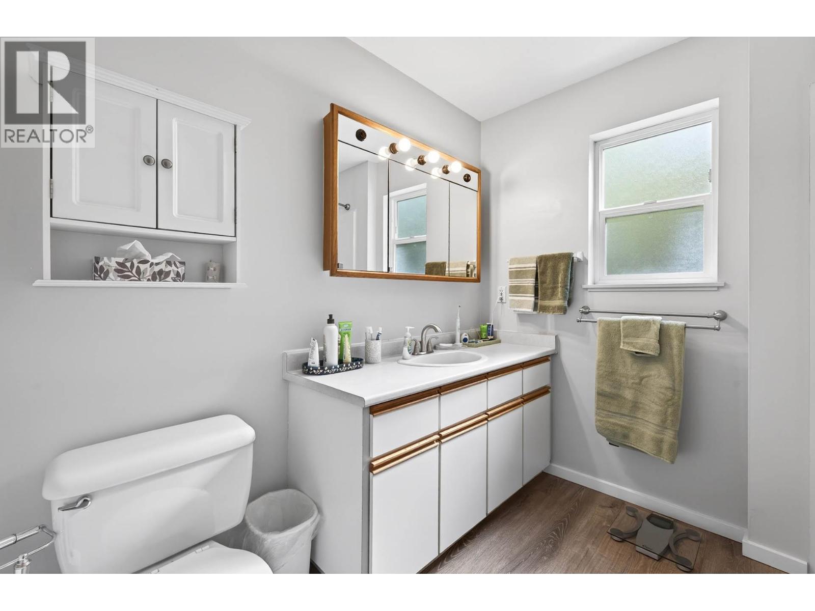 106E Old N Thompson Highway - 28