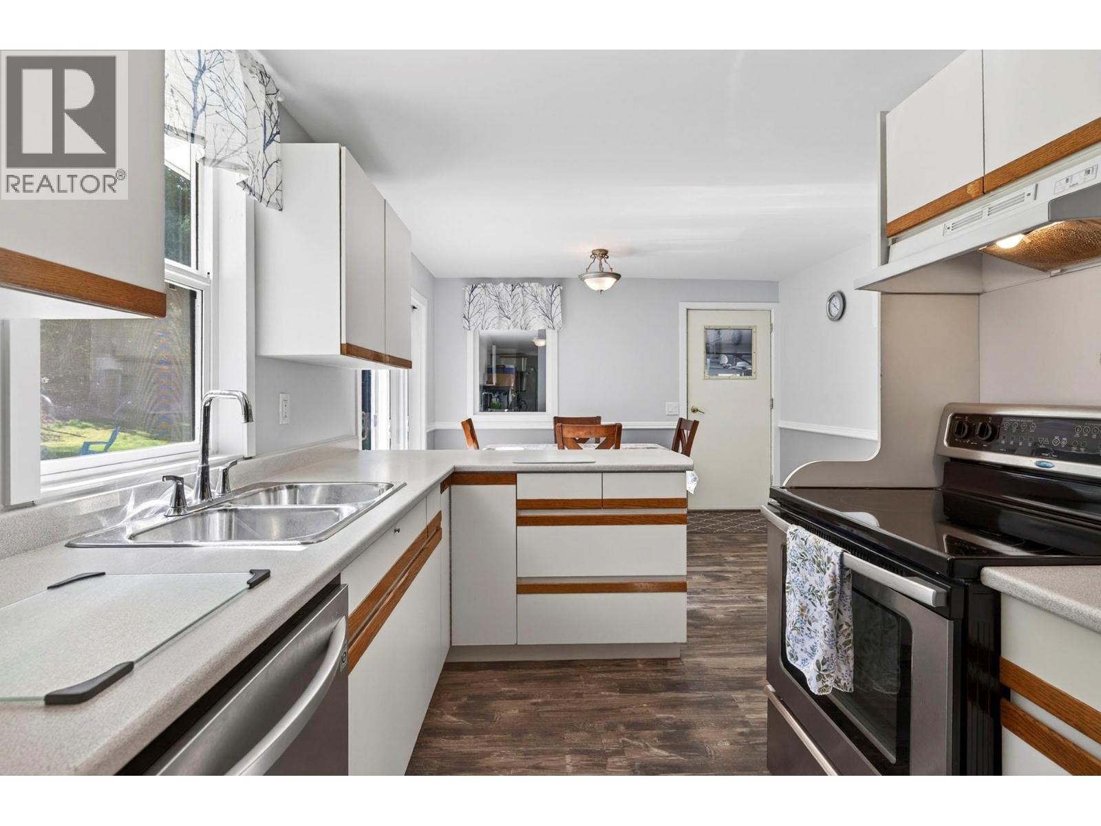 106E Old N Thompson Highway - 5