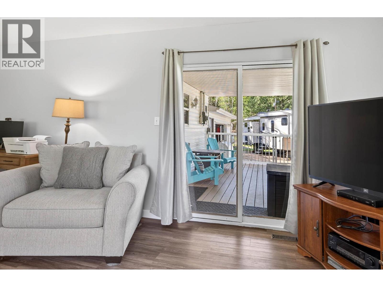 106E Old N Thompson Highway - 18