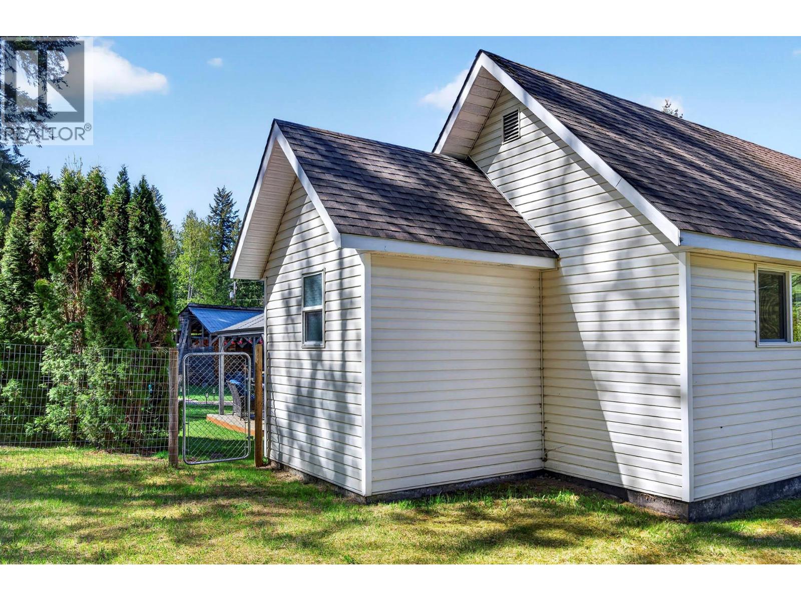 106E Old N Thompson Highway - 50