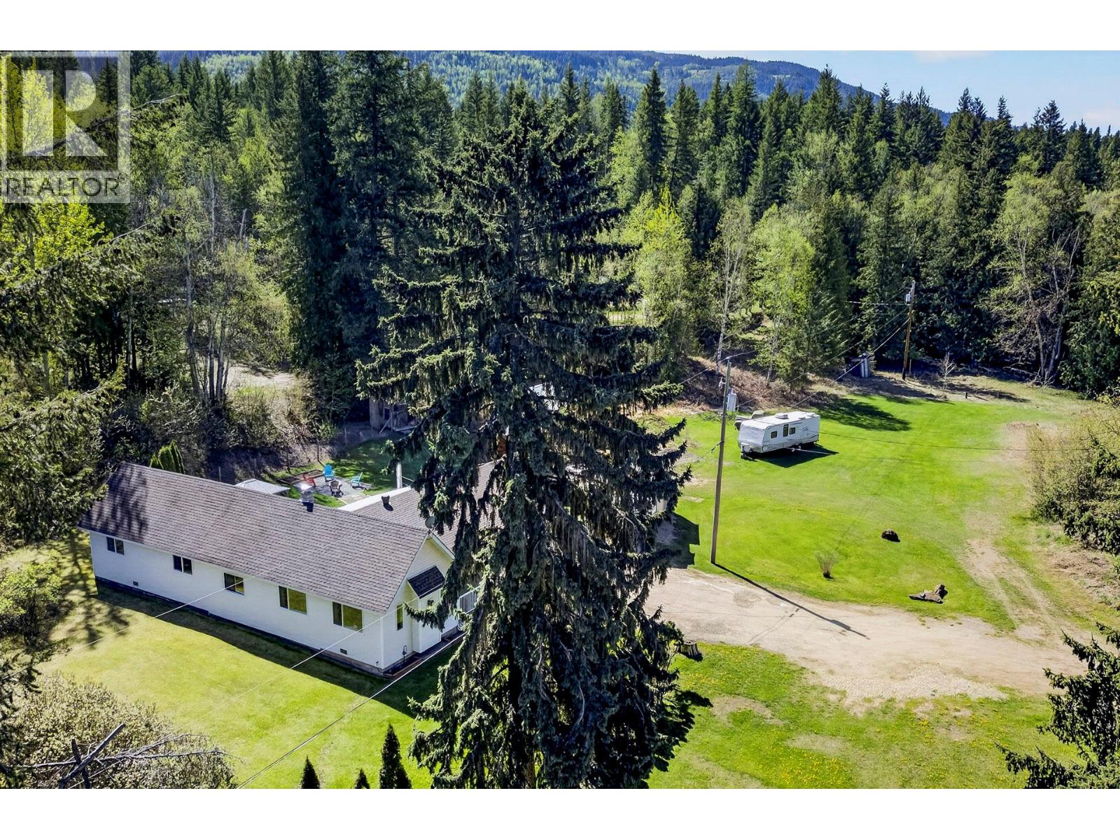 106E Old N Thompson Highway - 58