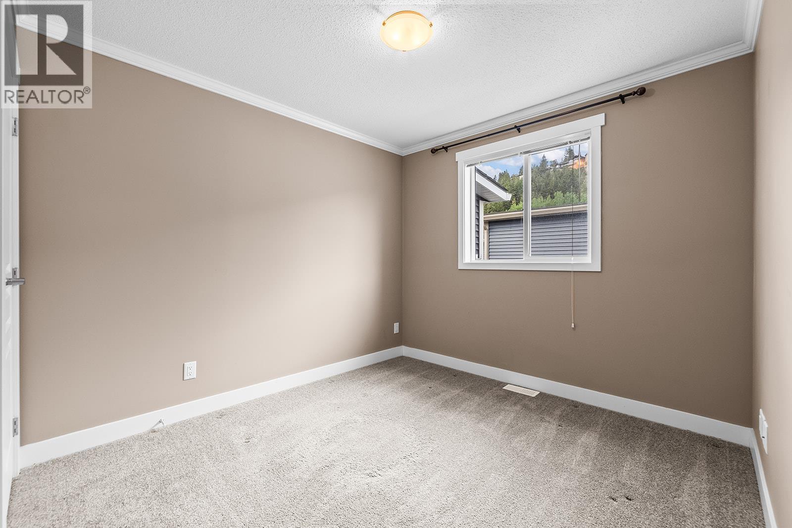 #34 1835 Nancee Way Court - 27