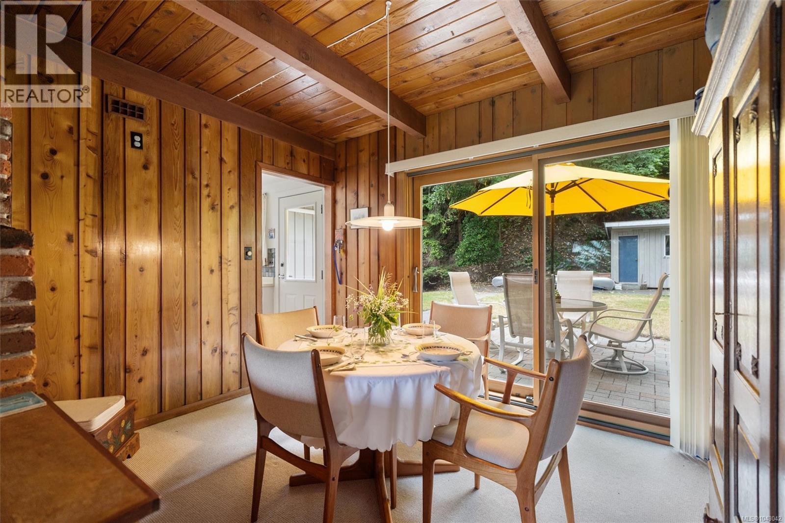 4902 Lochside Dr - 8