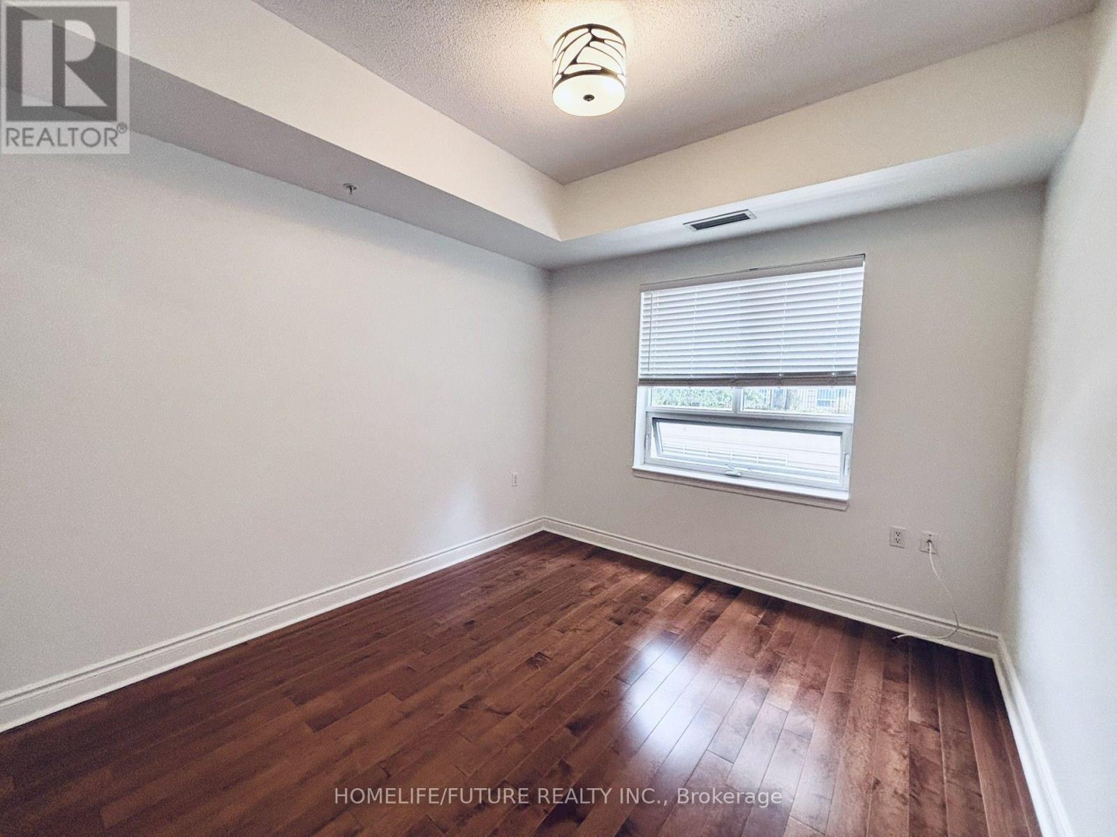 #213 12 REAN DRIVE - Image 12