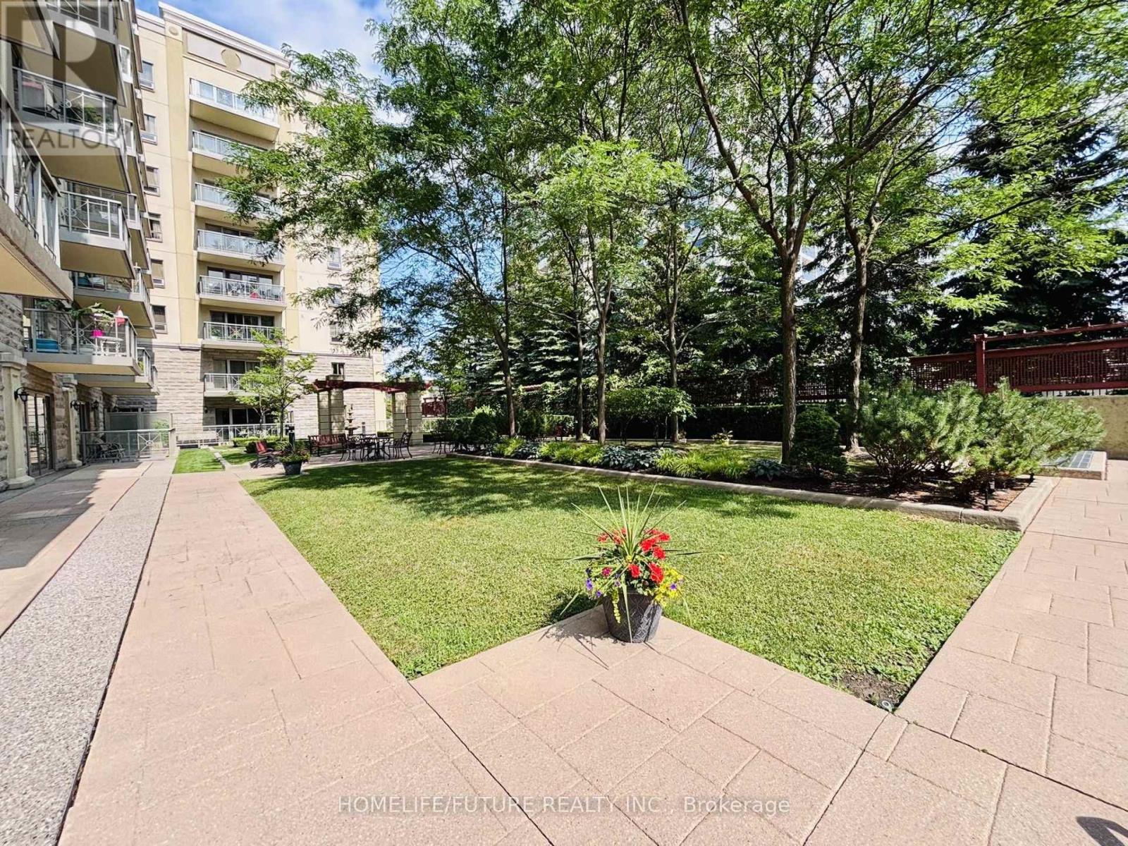 #213 12 REAN DRIVE - Image 22