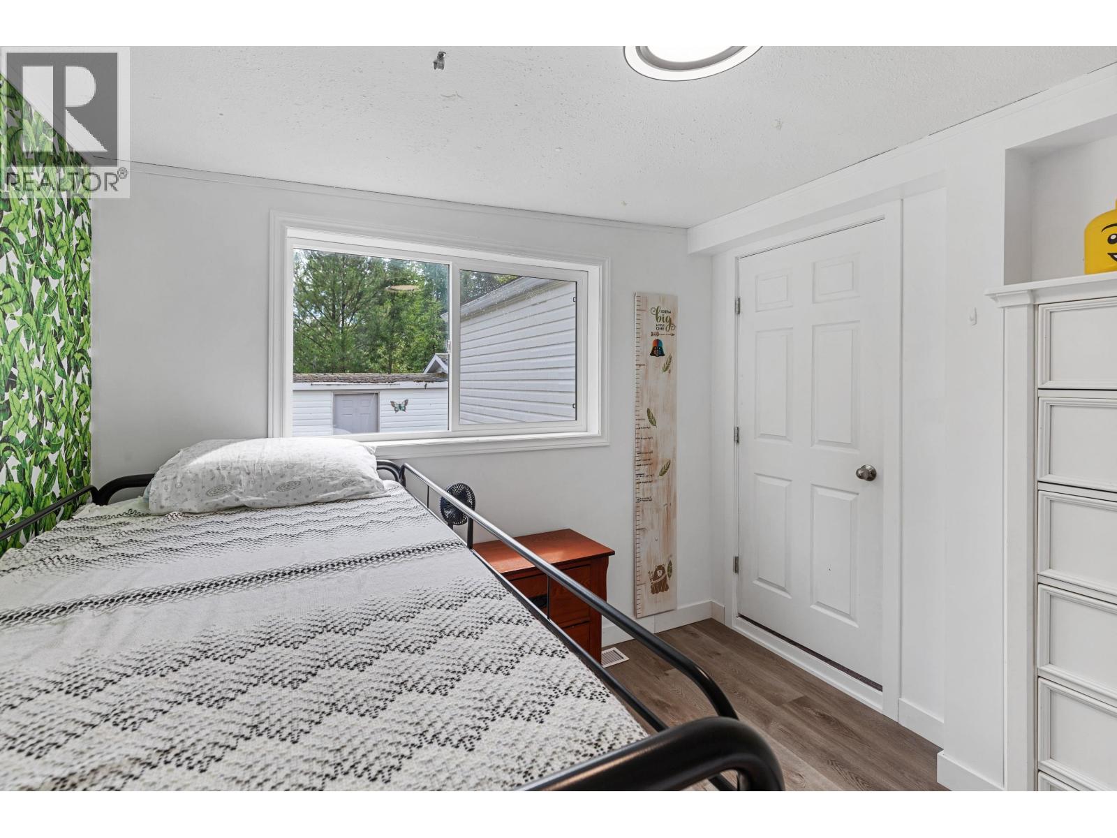 #11 1000 INVERNESS ROAD - 20