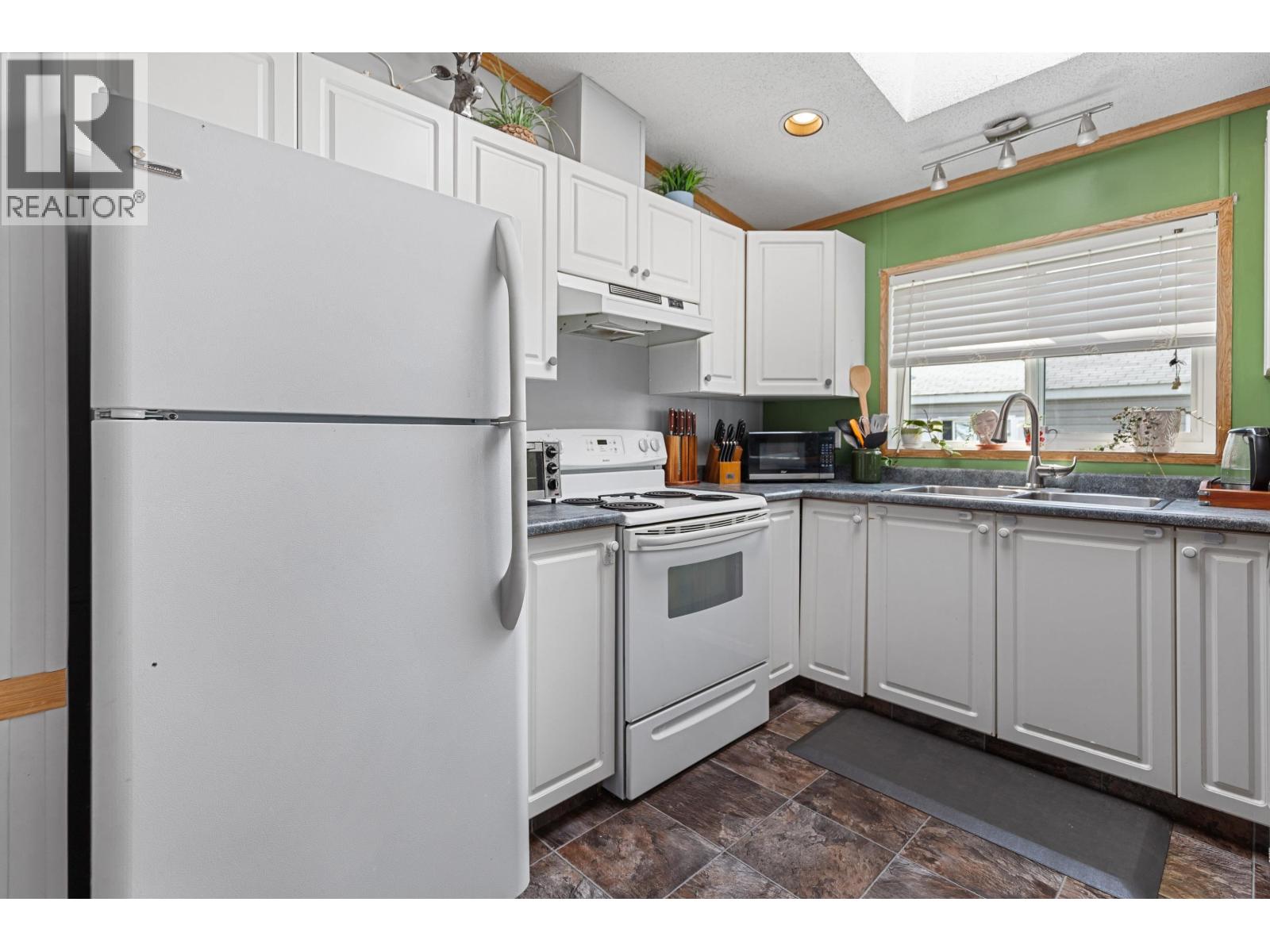 11 1000 INVERNESS ROAD, Prince George