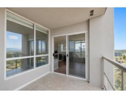 1701 14881 103a Avenue, Surrey, BC V3R0M5 Photo 19