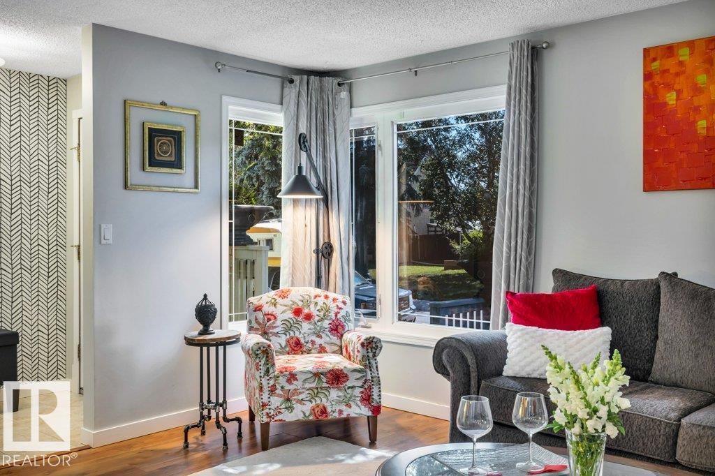 216 Greenwood DR - 12