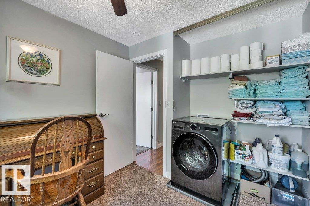 216 Greenwood DR - Image 28