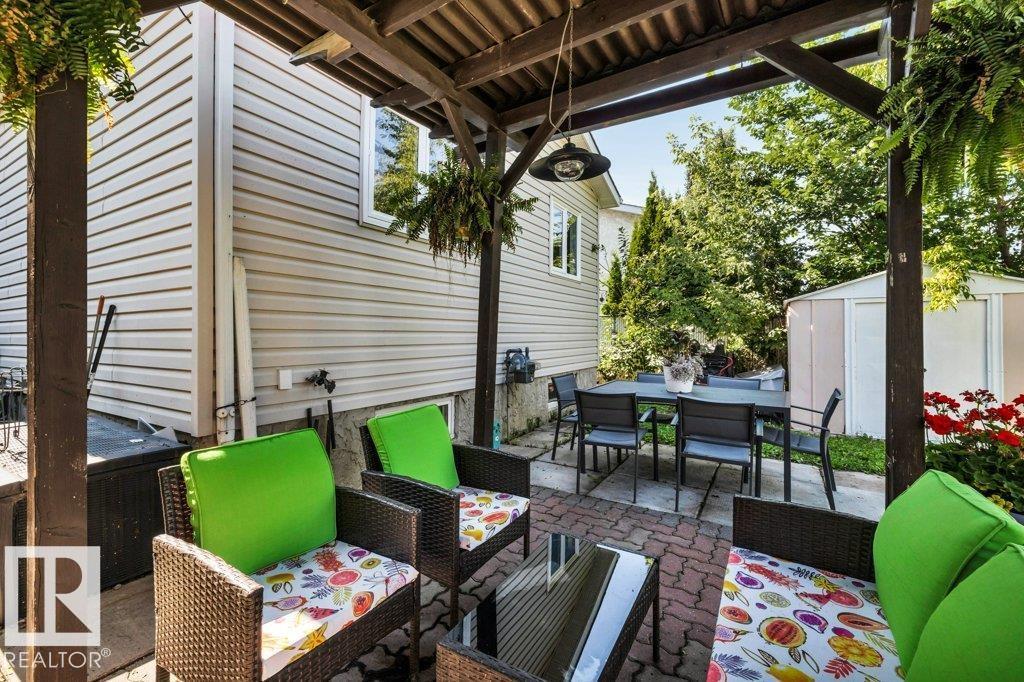 216 Greenwood DR - 46
