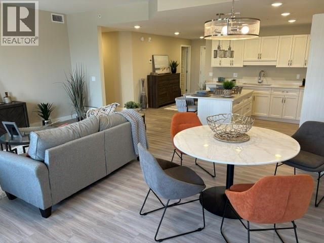 #406 5640 51st Street - 7