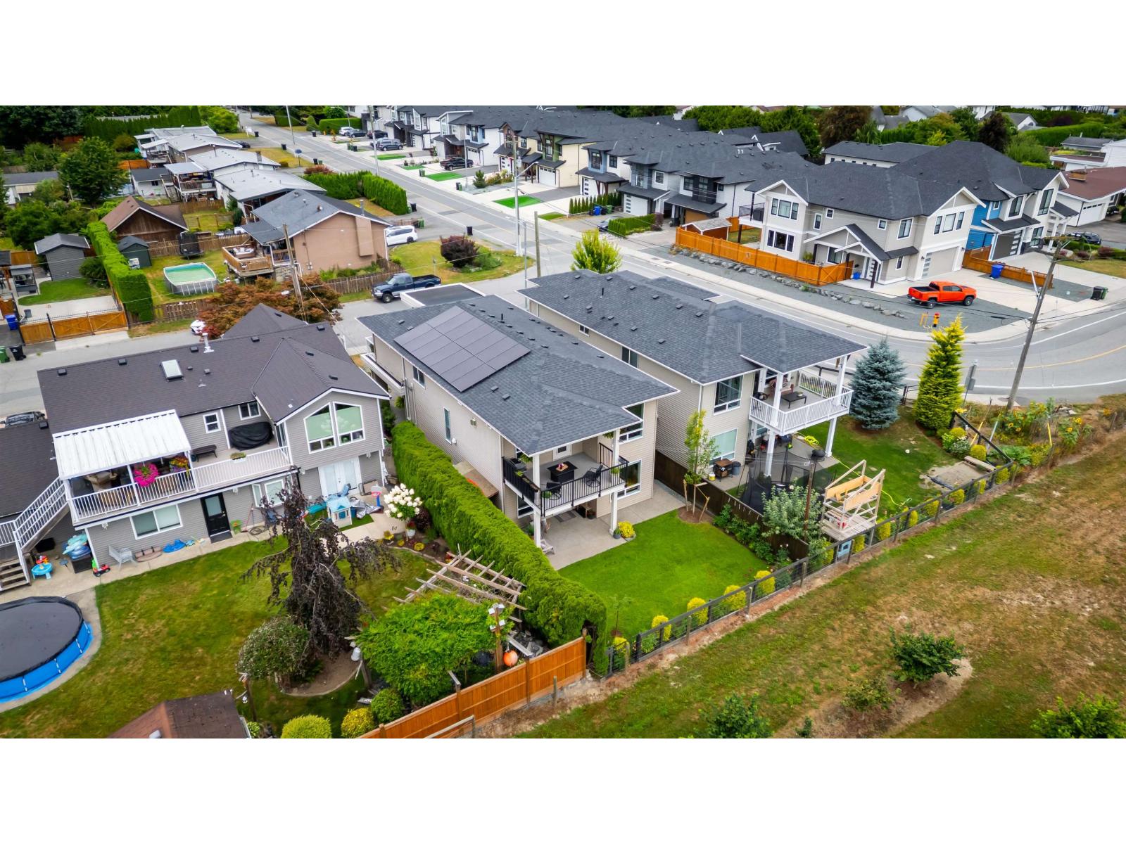 10392 WEDGEWOOD DRIVE, Fairfield Island, Chilliwack