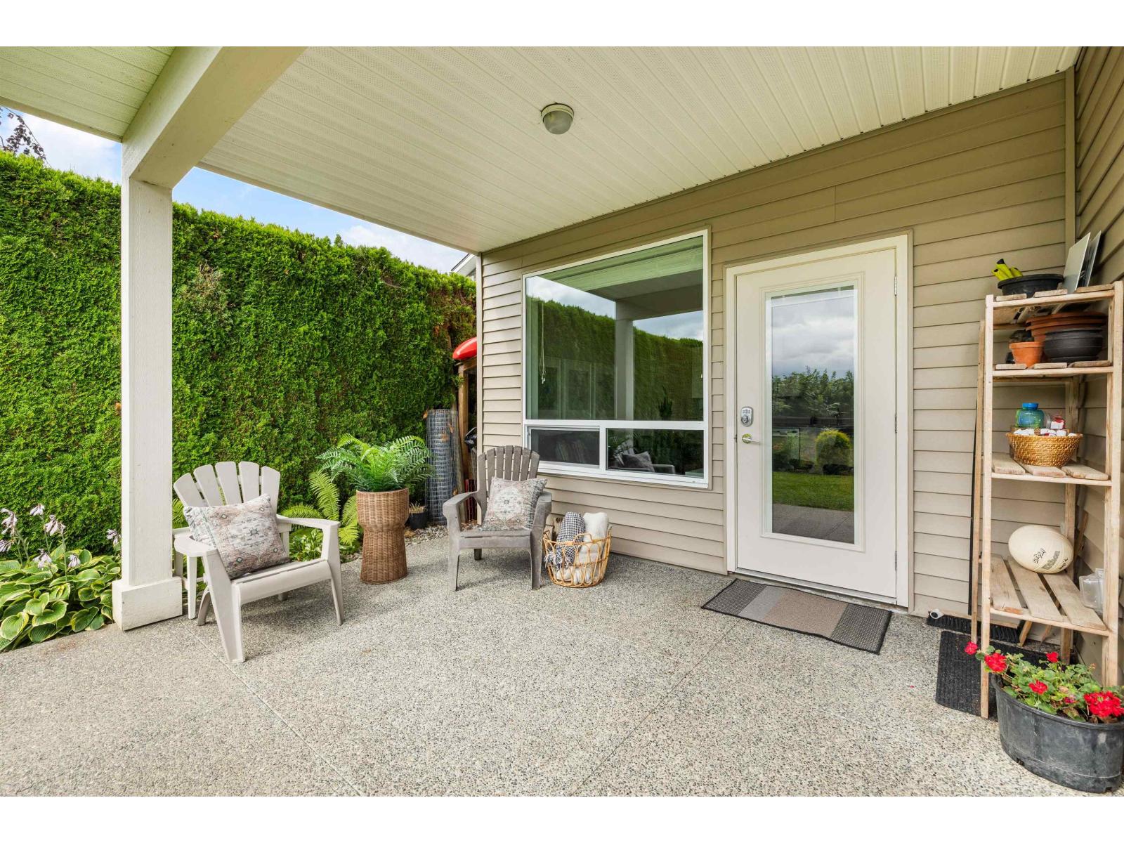 10392 WEDGEWOOD DRIVE, Fairfield Island, Chilliwack