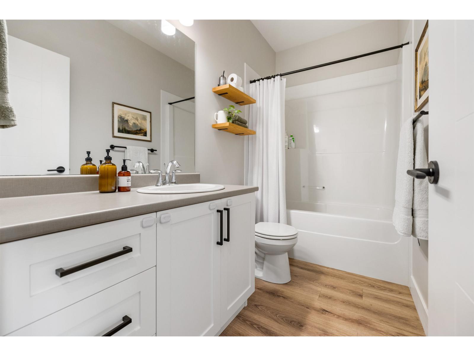 10392 WEDGEWOOD DRIVE, Fairfield Island, Chilliwack