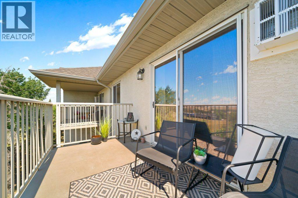 #512 245 Red Deer Drive SW - 23