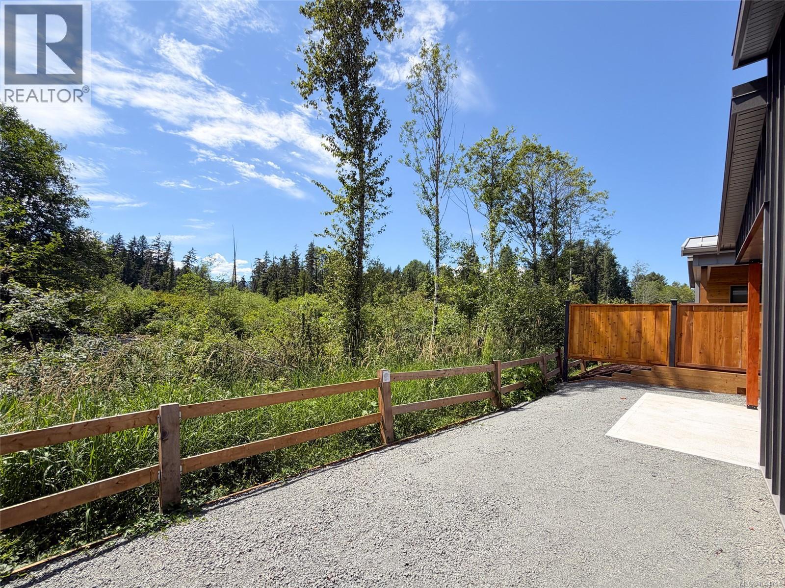 #49 3025 Royston Rd - Image 24