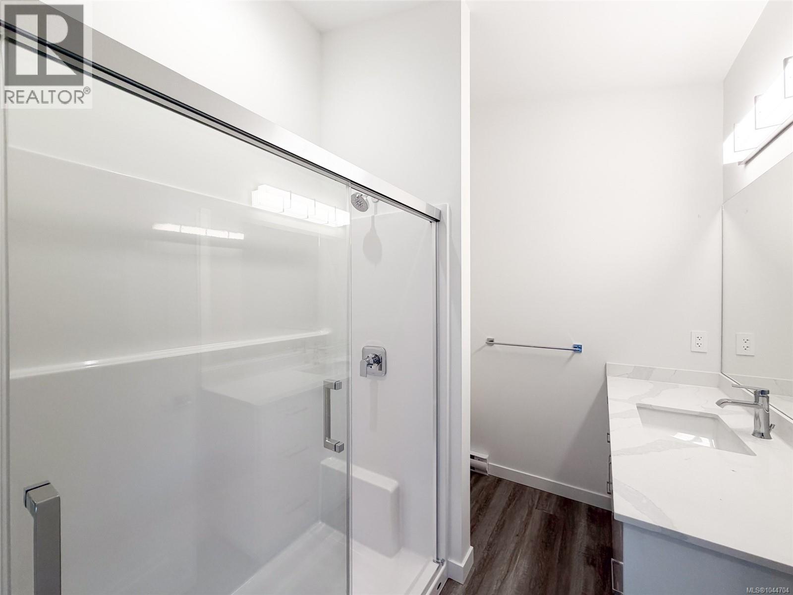 #49 3025 Royston Rd - Image 15