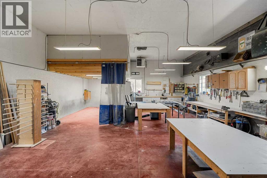 508 Peever Street - Image 37