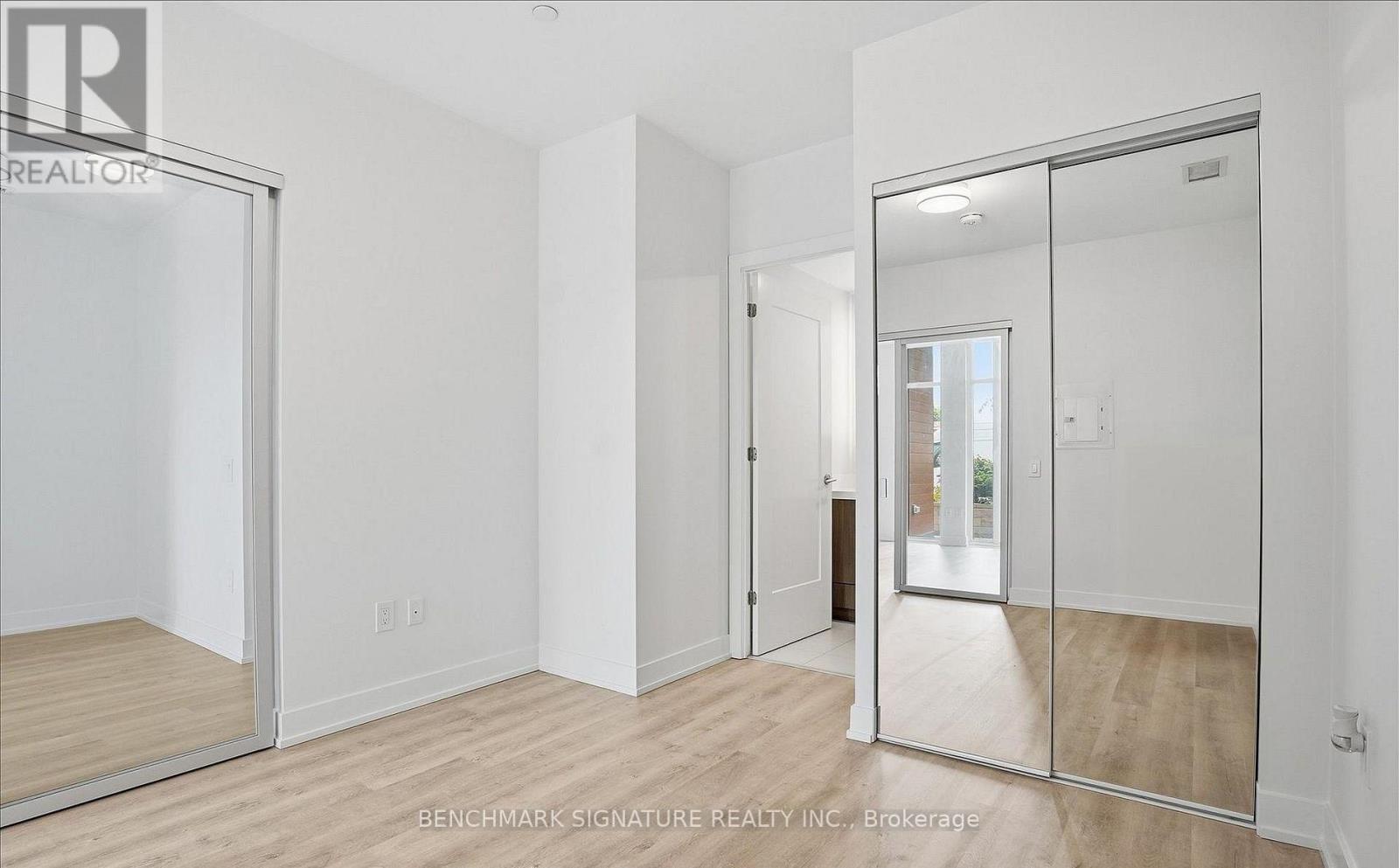 #206 30 INN ON THE PARK DRIVE - Image 20