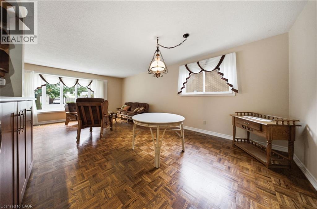3157 PALMER Drive - 12