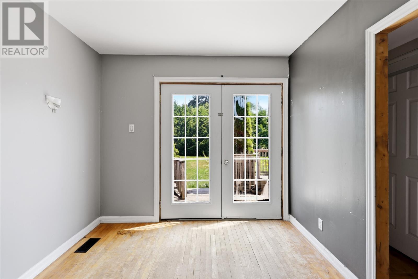 37 Government RD - Image 12