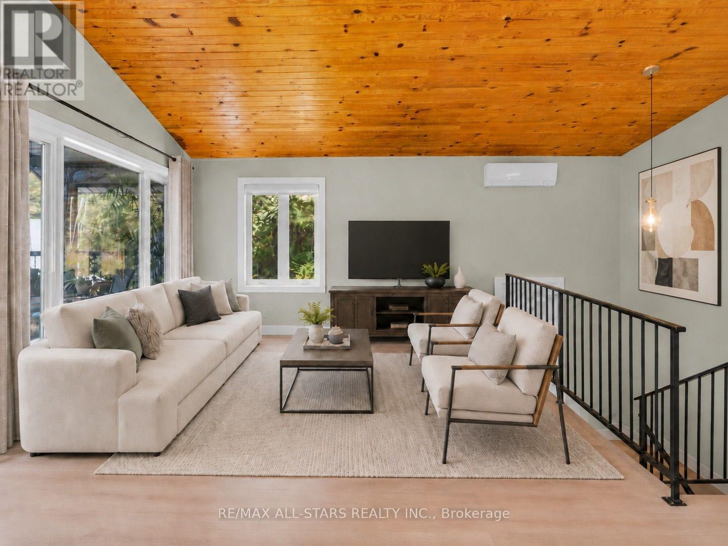 1435 FALKENBURG ROAD - Image 12