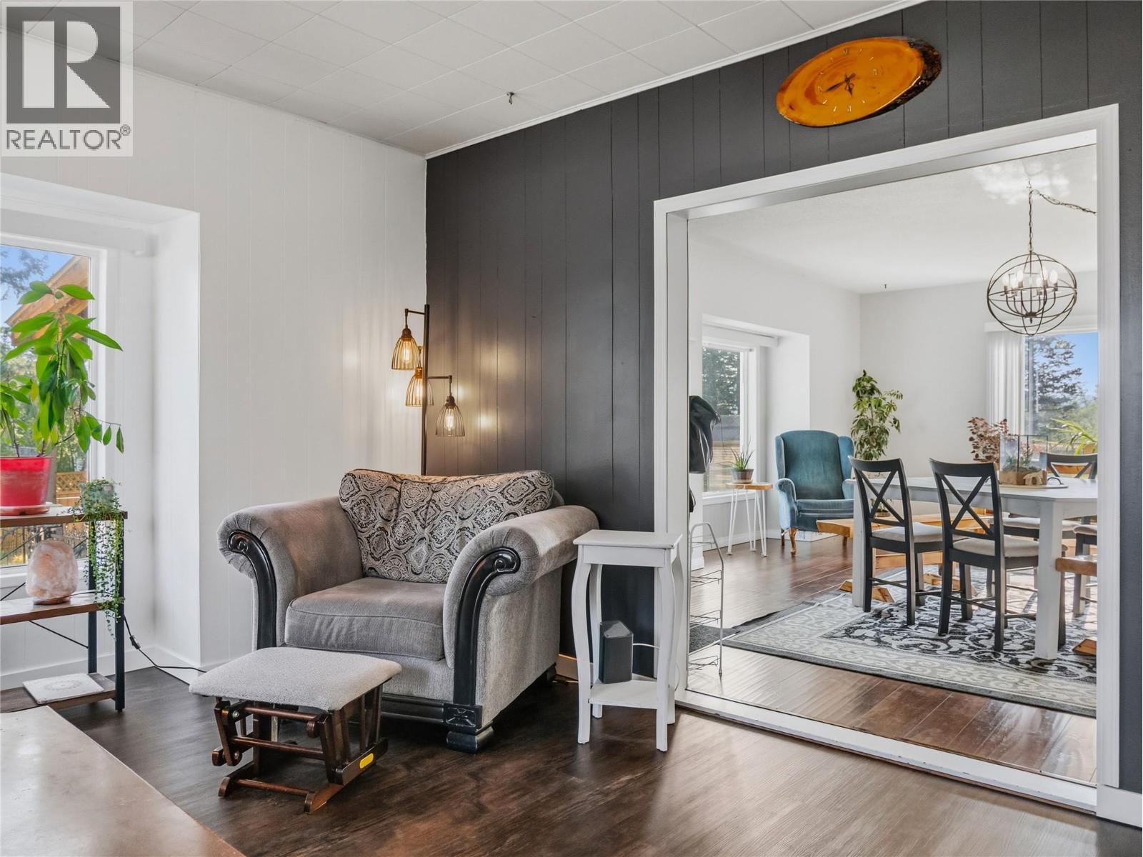 4800 47 Avenue - Image 17
