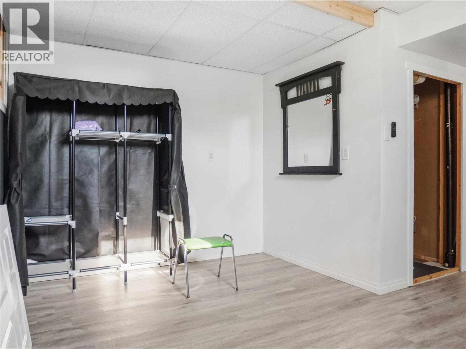 4800 47 Avenue - Image 31