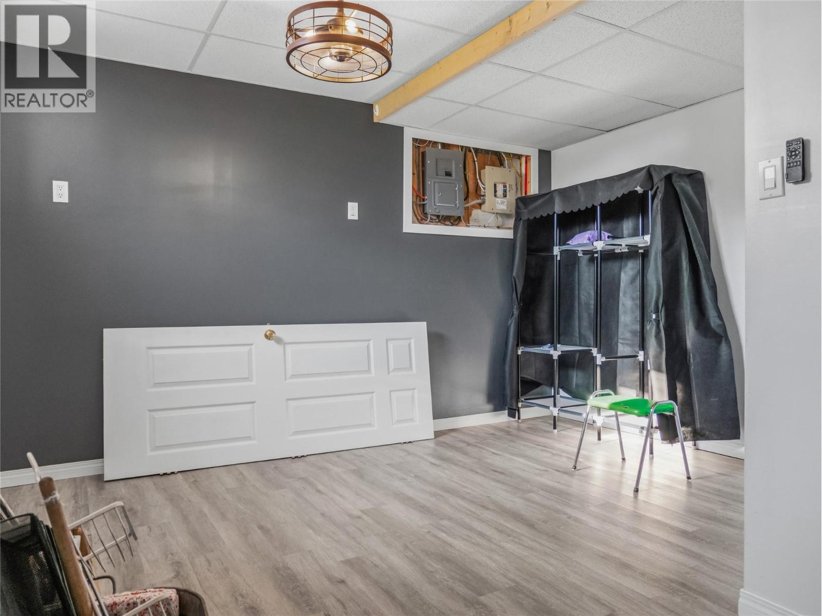 4800 47 Avenue - 30