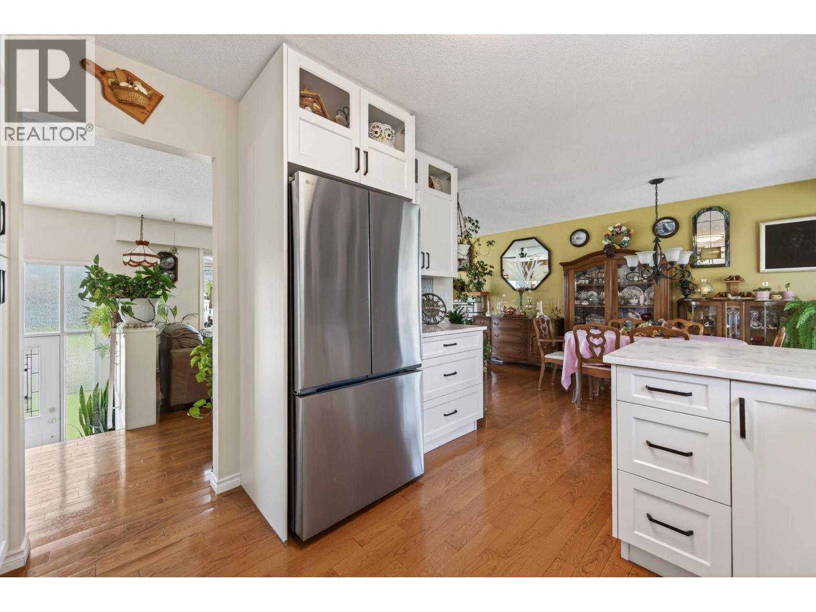 2660 Argyle Avenue - 8