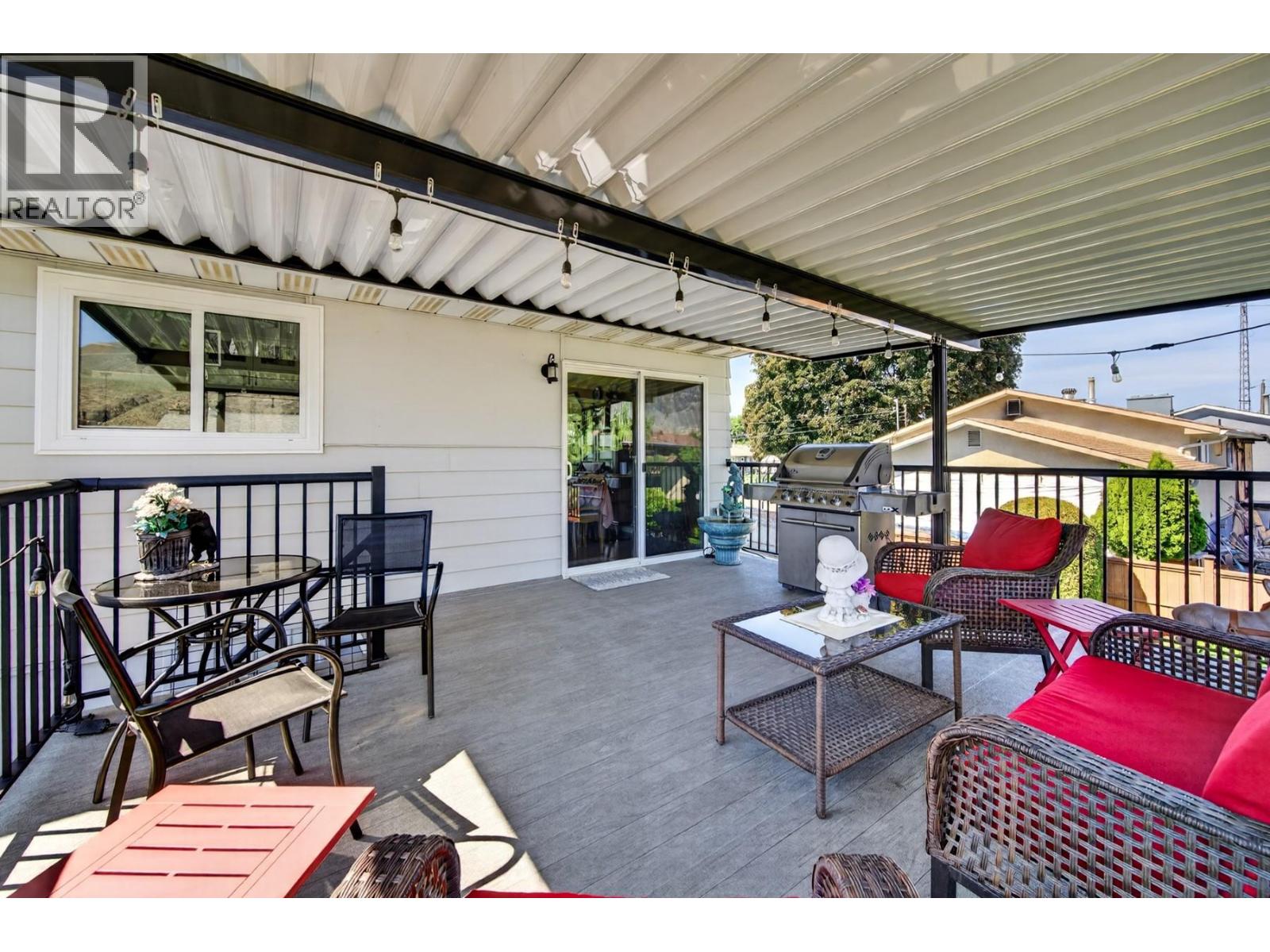2660 Argyle Avenue - Image 11
