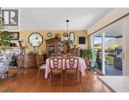 Primary Bedroom - 2660 Argyle Avenue, Kamloops, BC V2B4T8 Photo 9