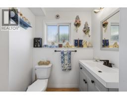 2660 Argyle Avenue, Kamloops, BC V2B4T8 Photo 29