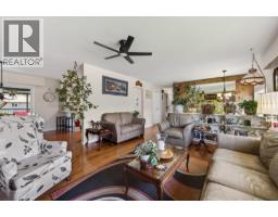 Dining room - 2660 Argyle Avenue, Kamloops, BC V2B4T8 Photo 13