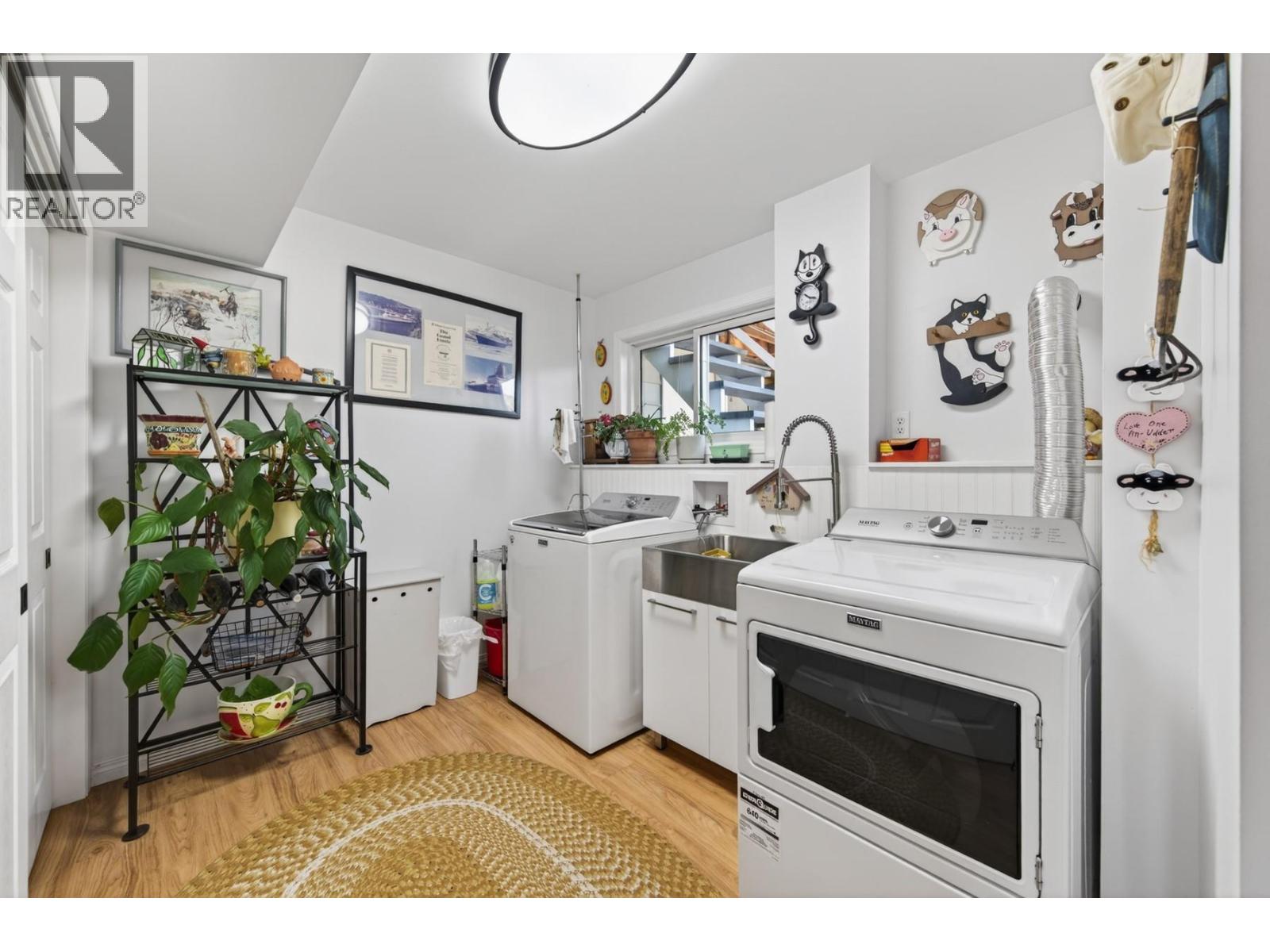 2660 Argyle Avenue - Image 27