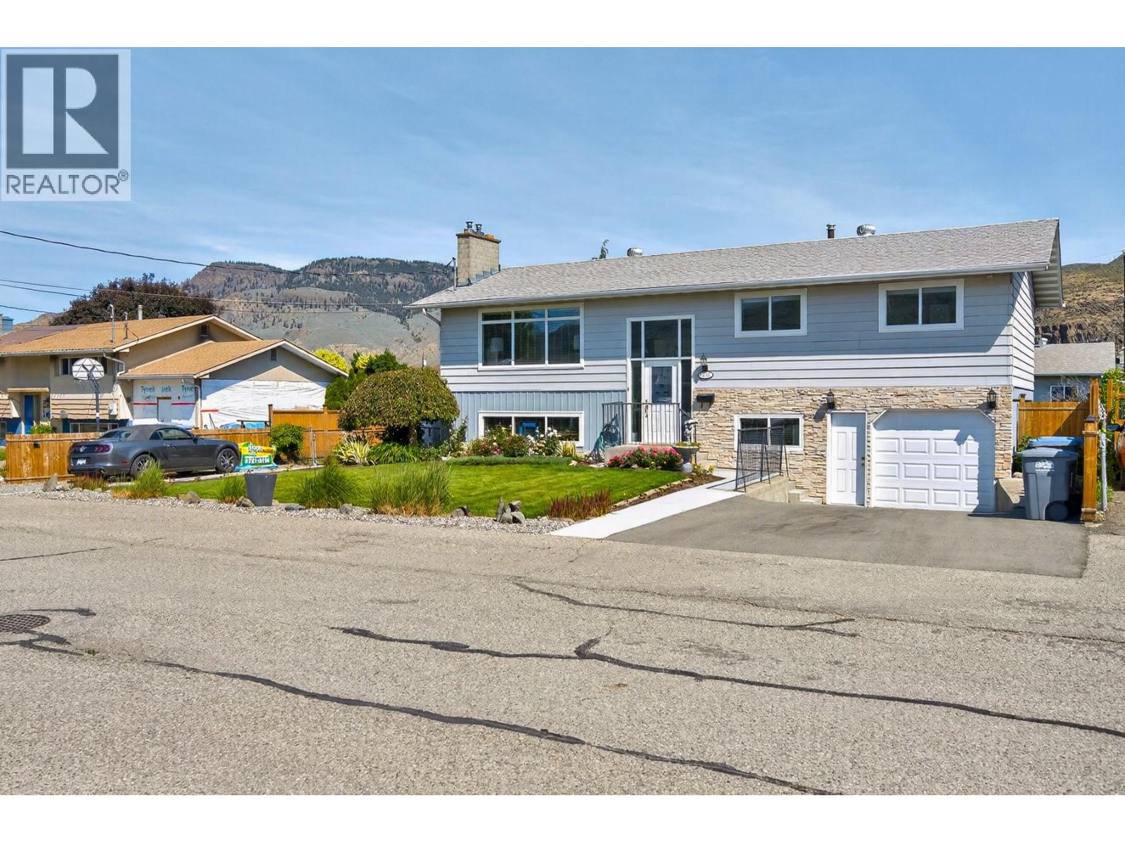 2660 Argyle Avenue - Image 30