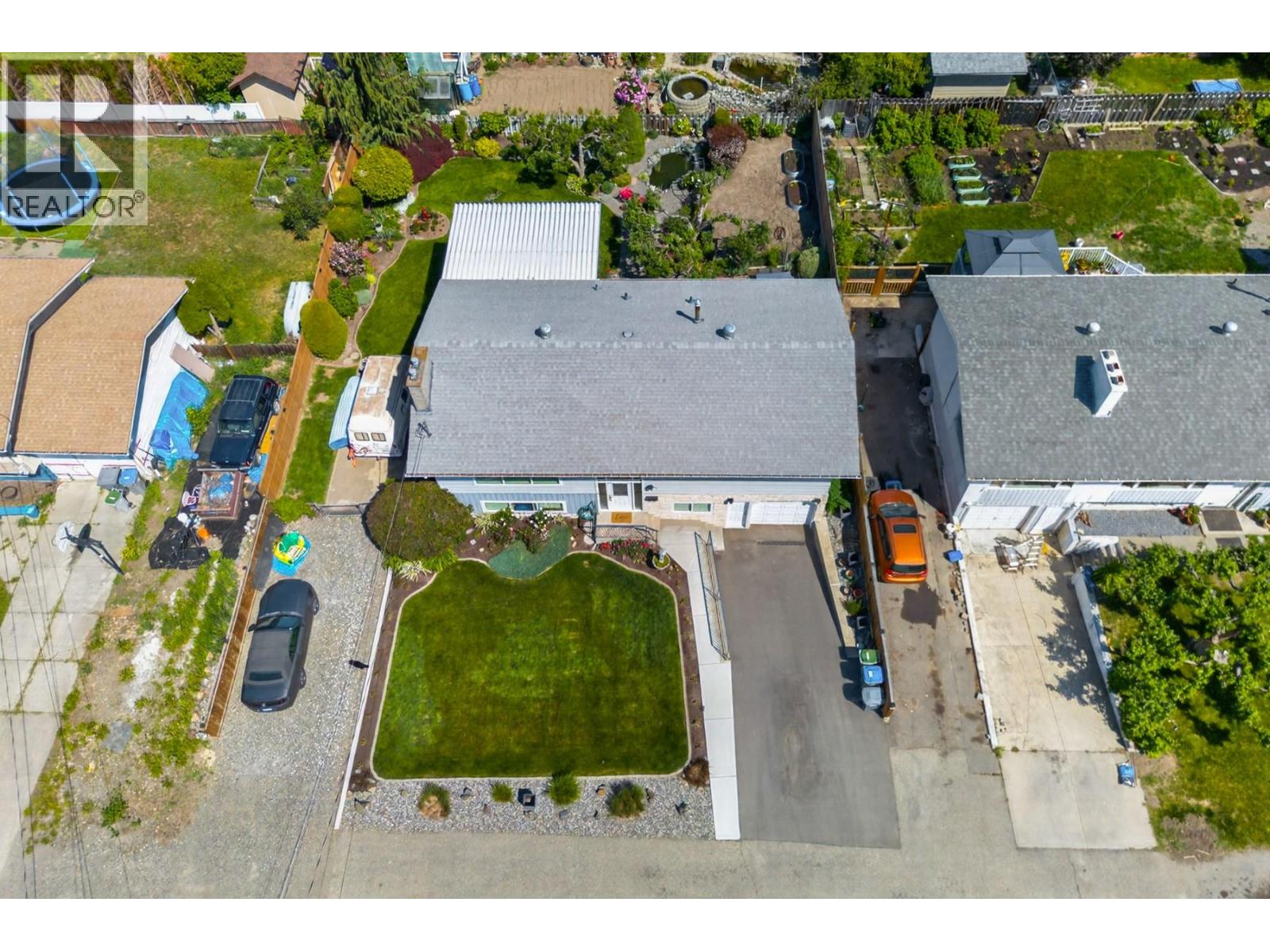 2660 Argyle Avenue - Image 41