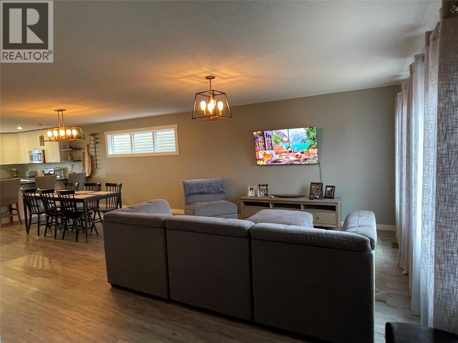 8221 19A Street - 2