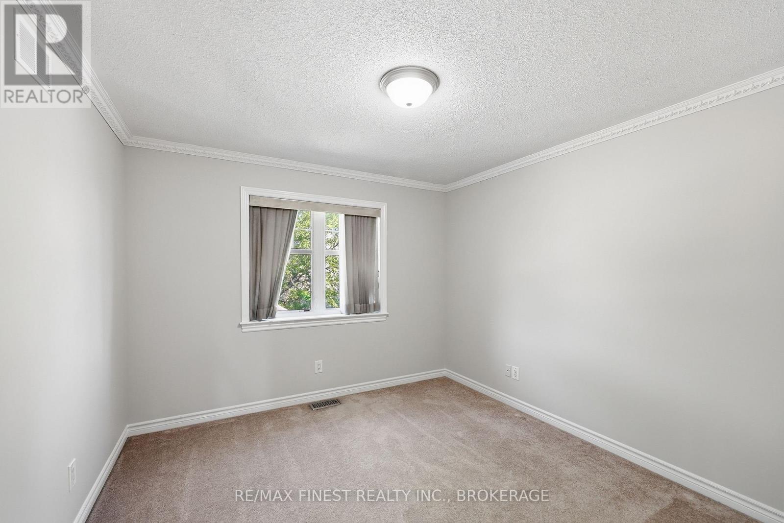 896 COTTONWOOD AVENUE - Image 21