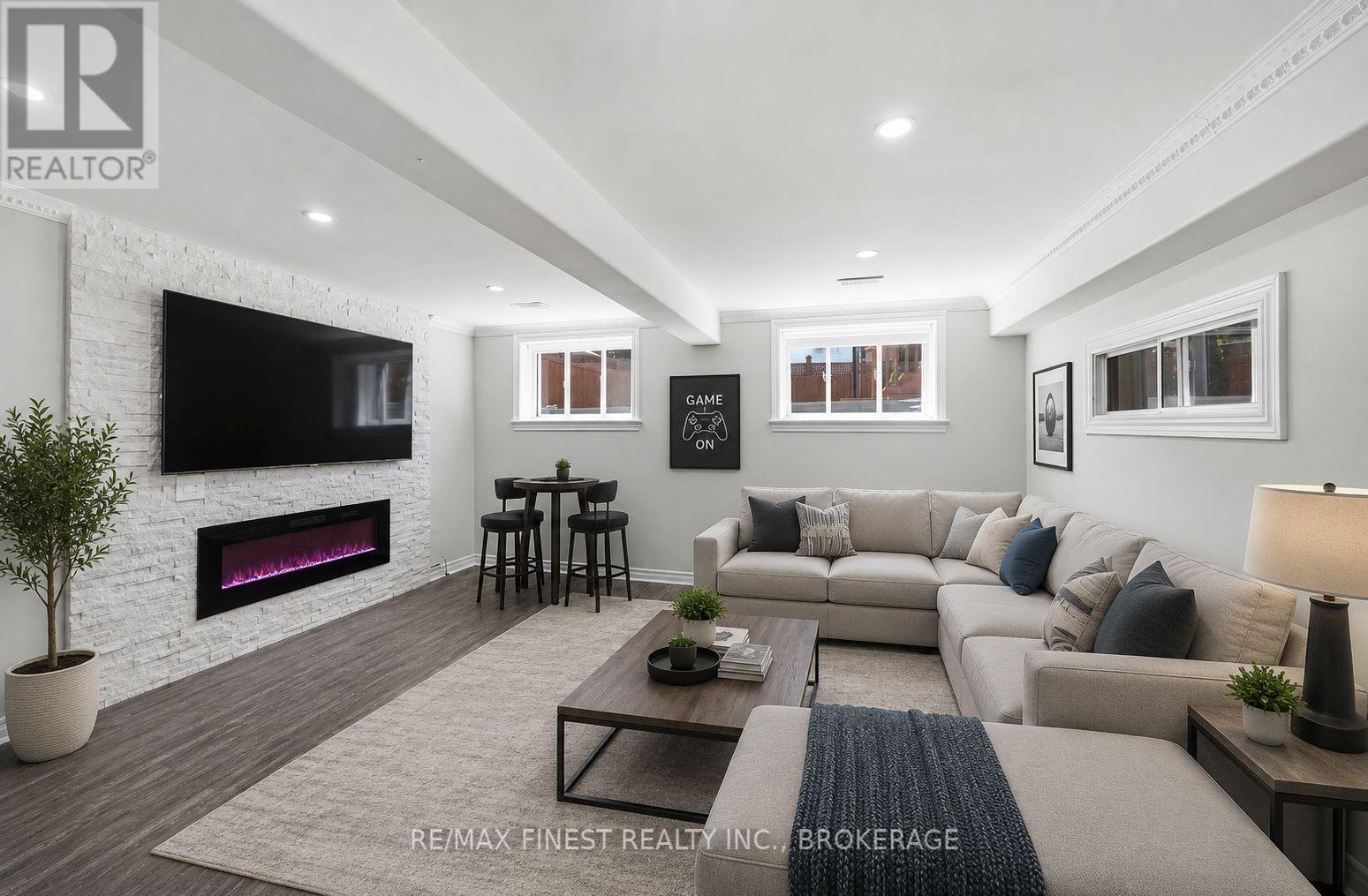896 COTTONWOOD AVENUE - Image 28