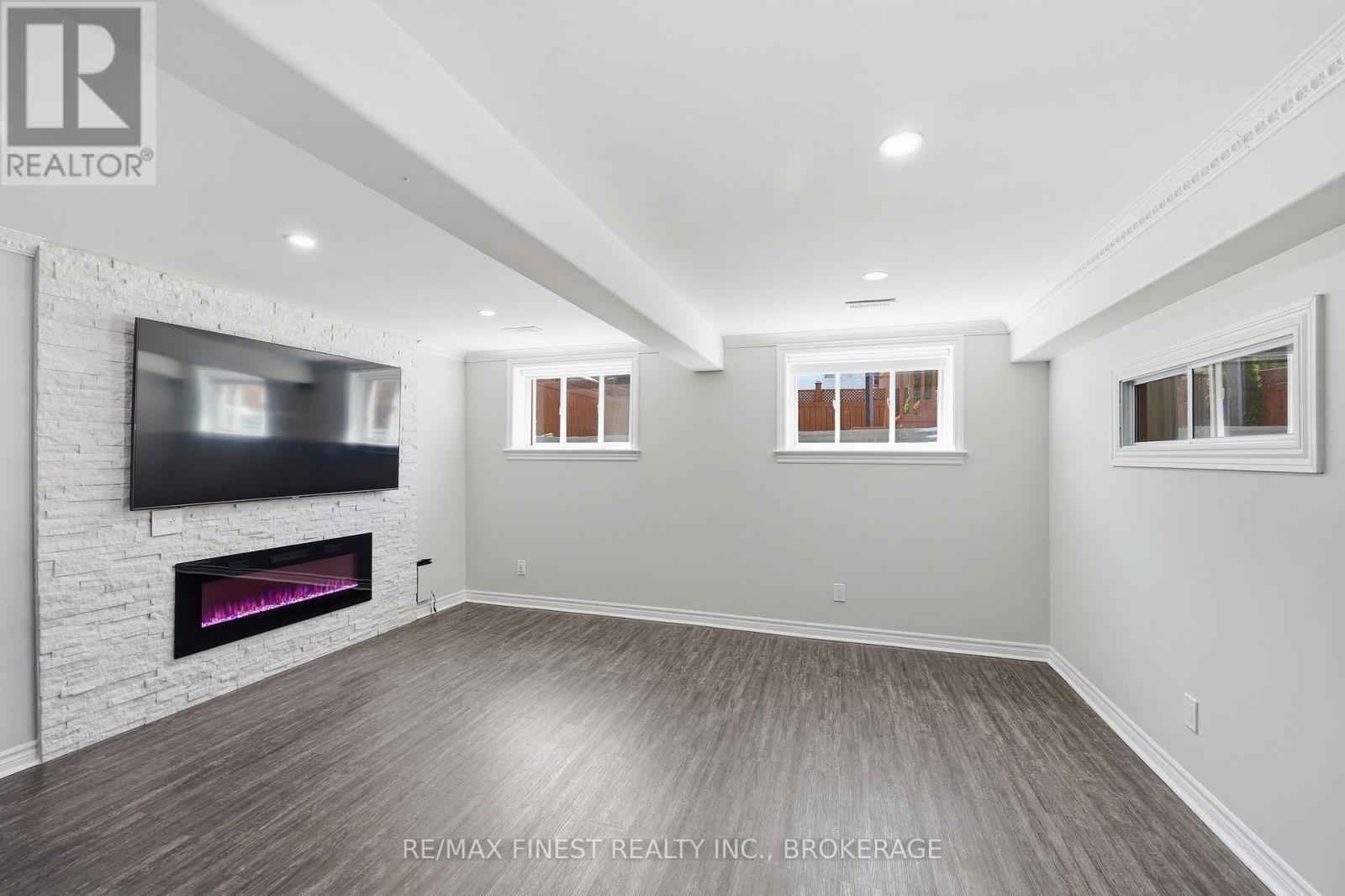 896 COTTONWOOD AVENUE - Image 29