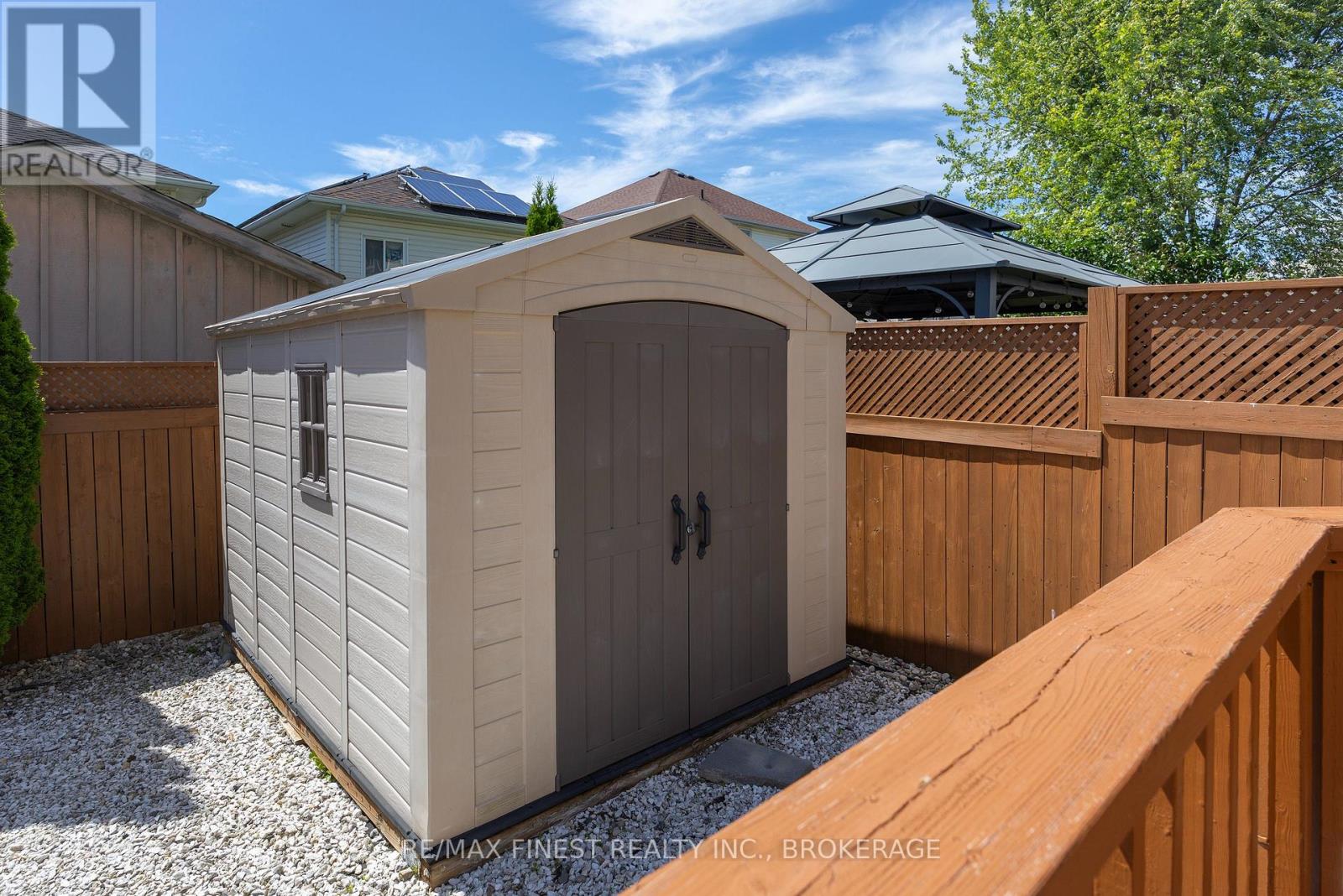 896 COTTONWOOD AVENUE - Image 41