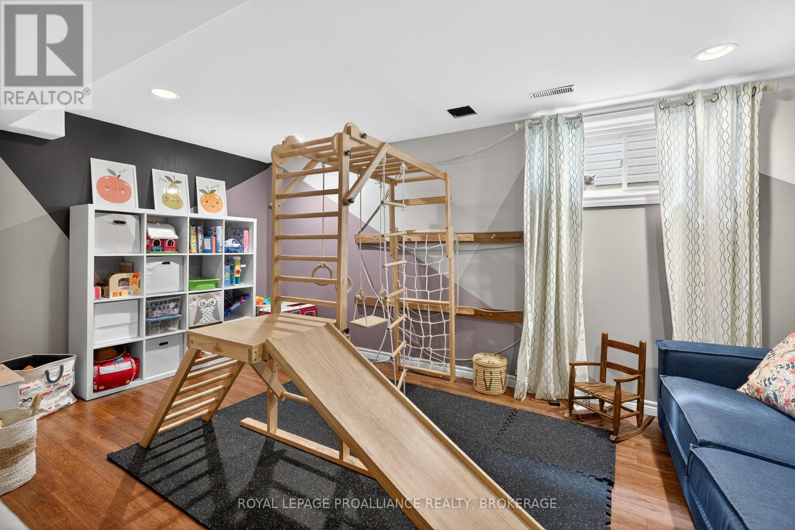 87 DALGLEISH AVENUE - 39