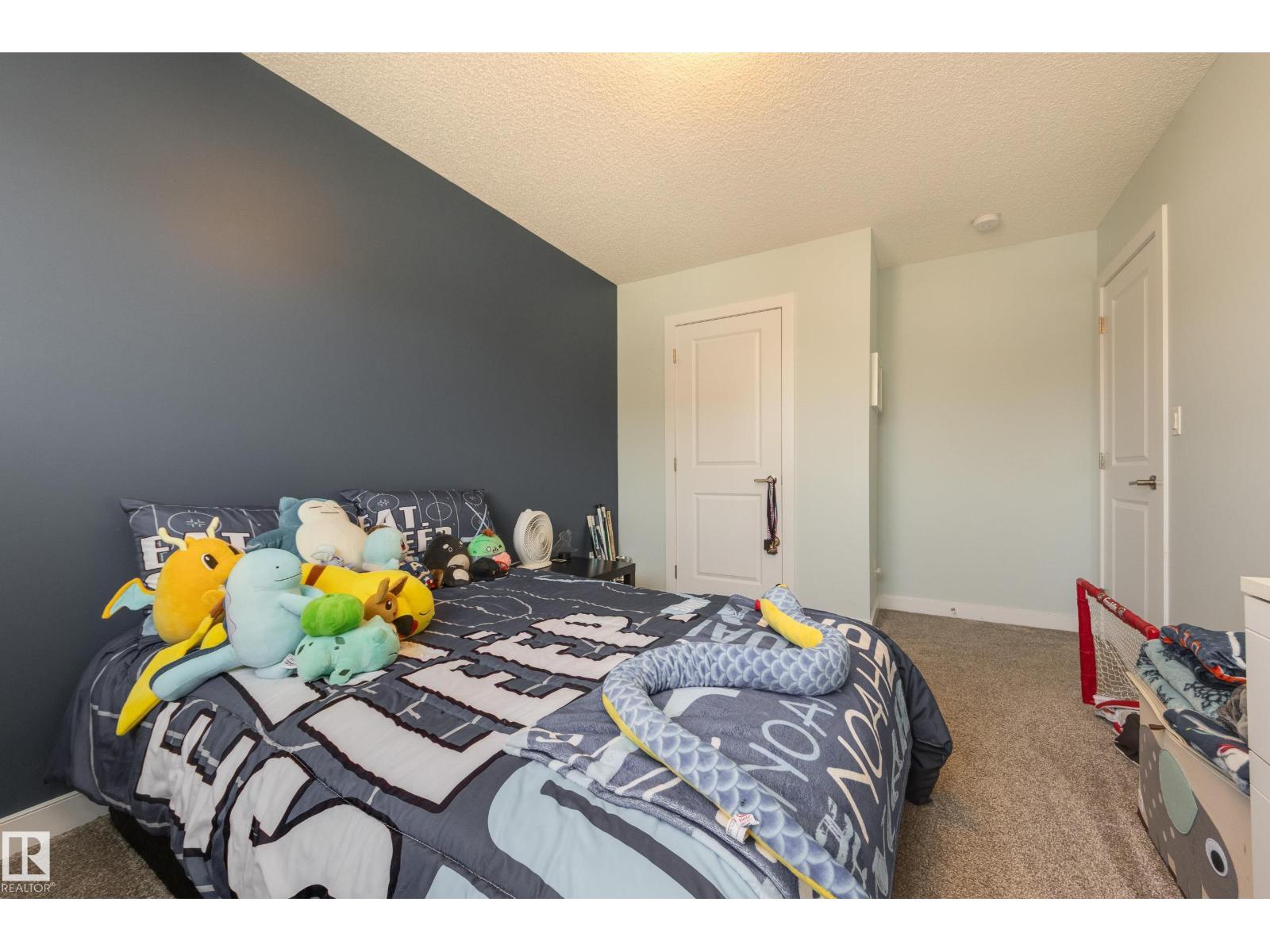 9932 223 ST NW - 31