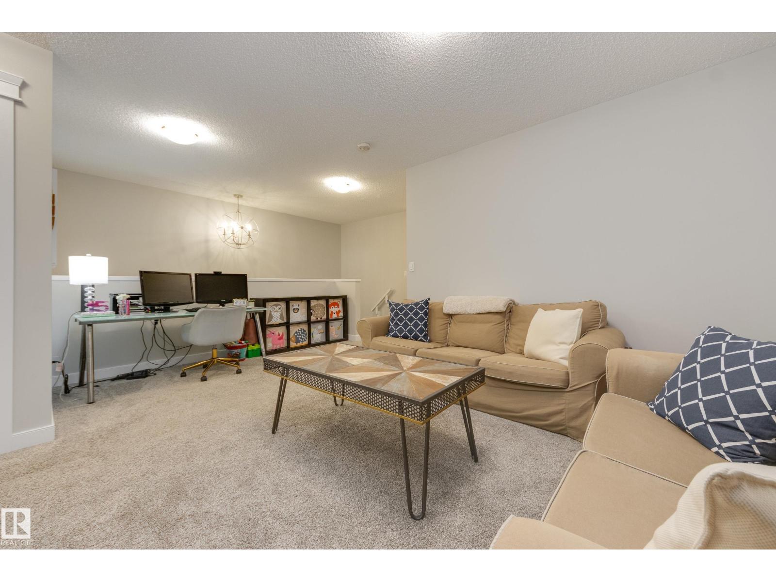 9932 223 ST NW - 22