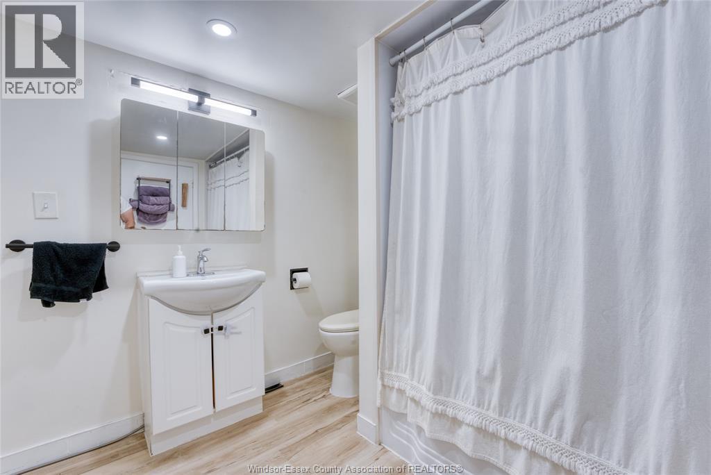 12437 ST THOMAS - 15